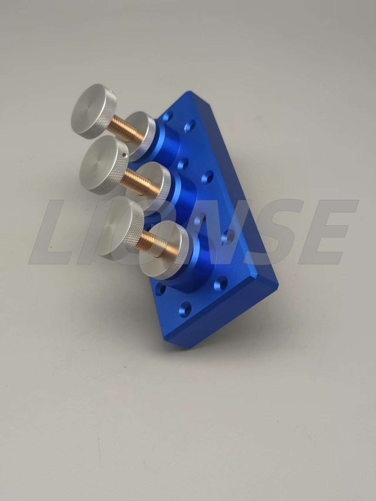 Zeintzuk dira aluminioaren anodizazio motak eta abantailak?