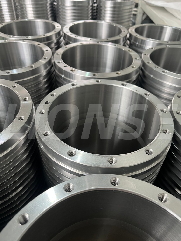 Iterazio teknologikoak hobekuntza industriala ahalbidetzen du - Sleeve Machined Parts-ek doitasun handiko aplikazioen kapitulu berri bat ekarri du.